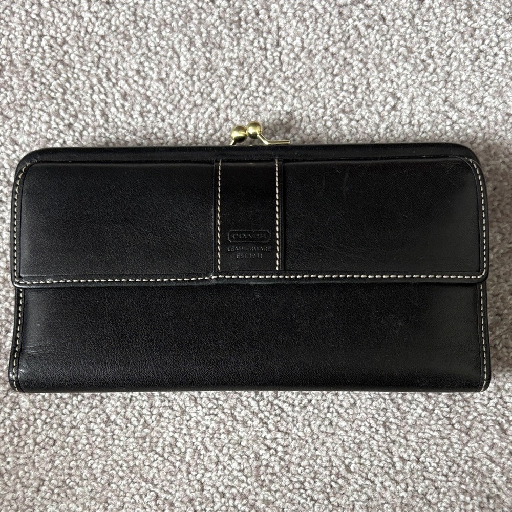Coach Black Leather Kiss-Lock Continental Wallet with Gold Hardware